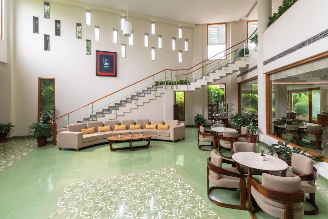 Hotel Naad Wellness Sonipat Exterior foto