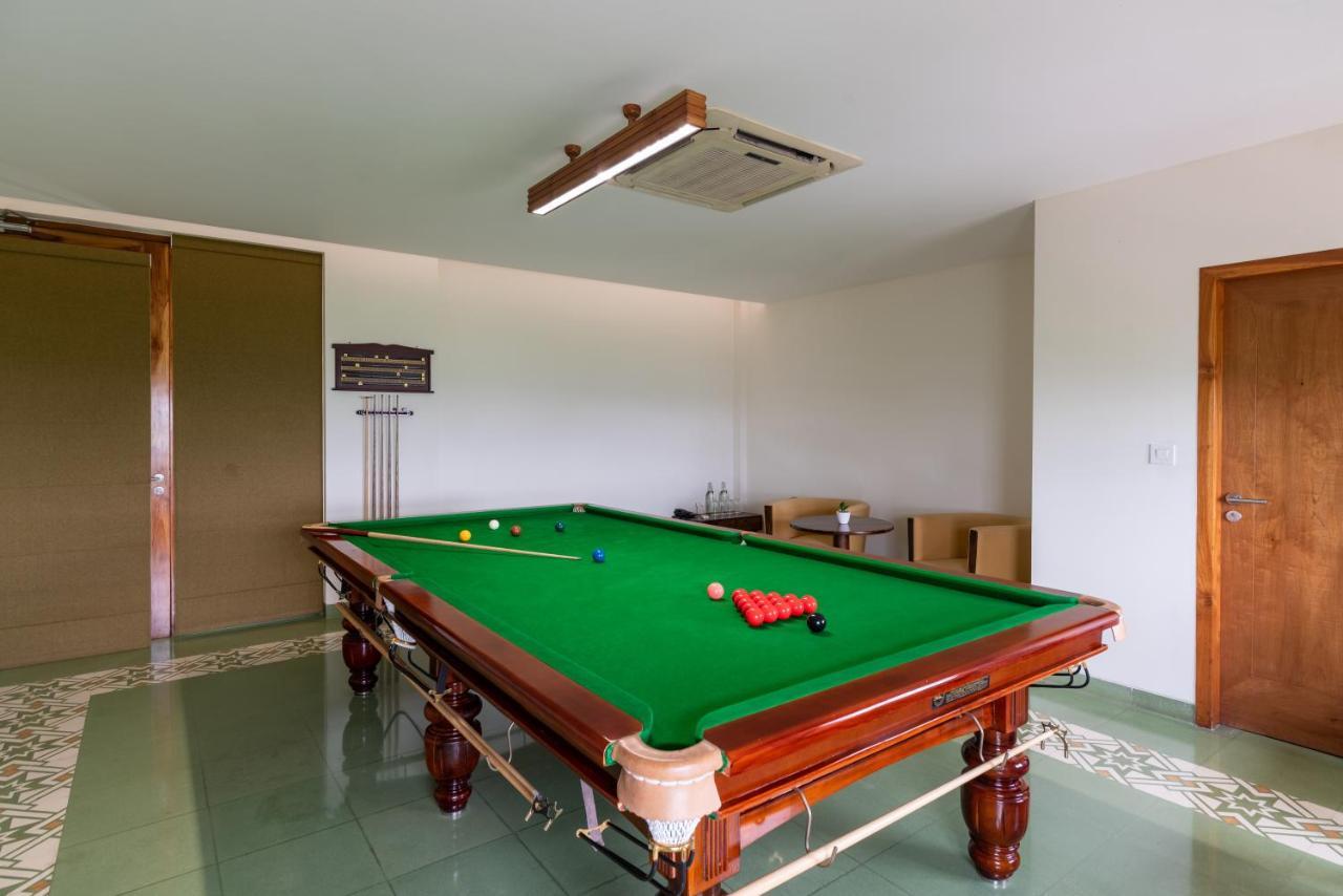 Hotel Naad Wellness Sonipat Exterior foto